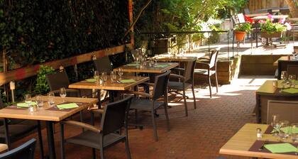 Hotel Restaurant Aux Deux Roses