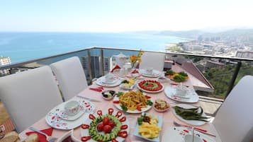 Superior Condo | Balcony view