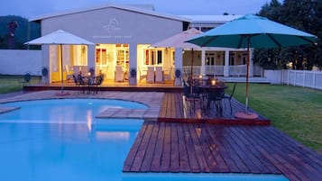 Piscine extérieure