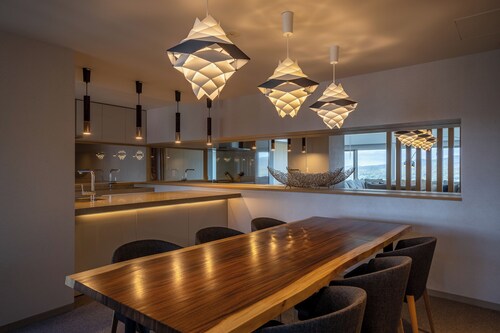 客室内のダイニングエリア