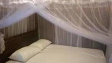 Escritorio y wifi gratis