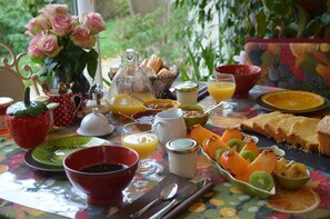 Petit déjeuner continental compris tous les jours