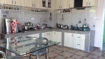 Fridge, microwave, coffee/tea maker