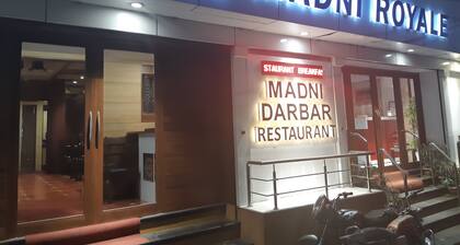 Hotel Madni Royale