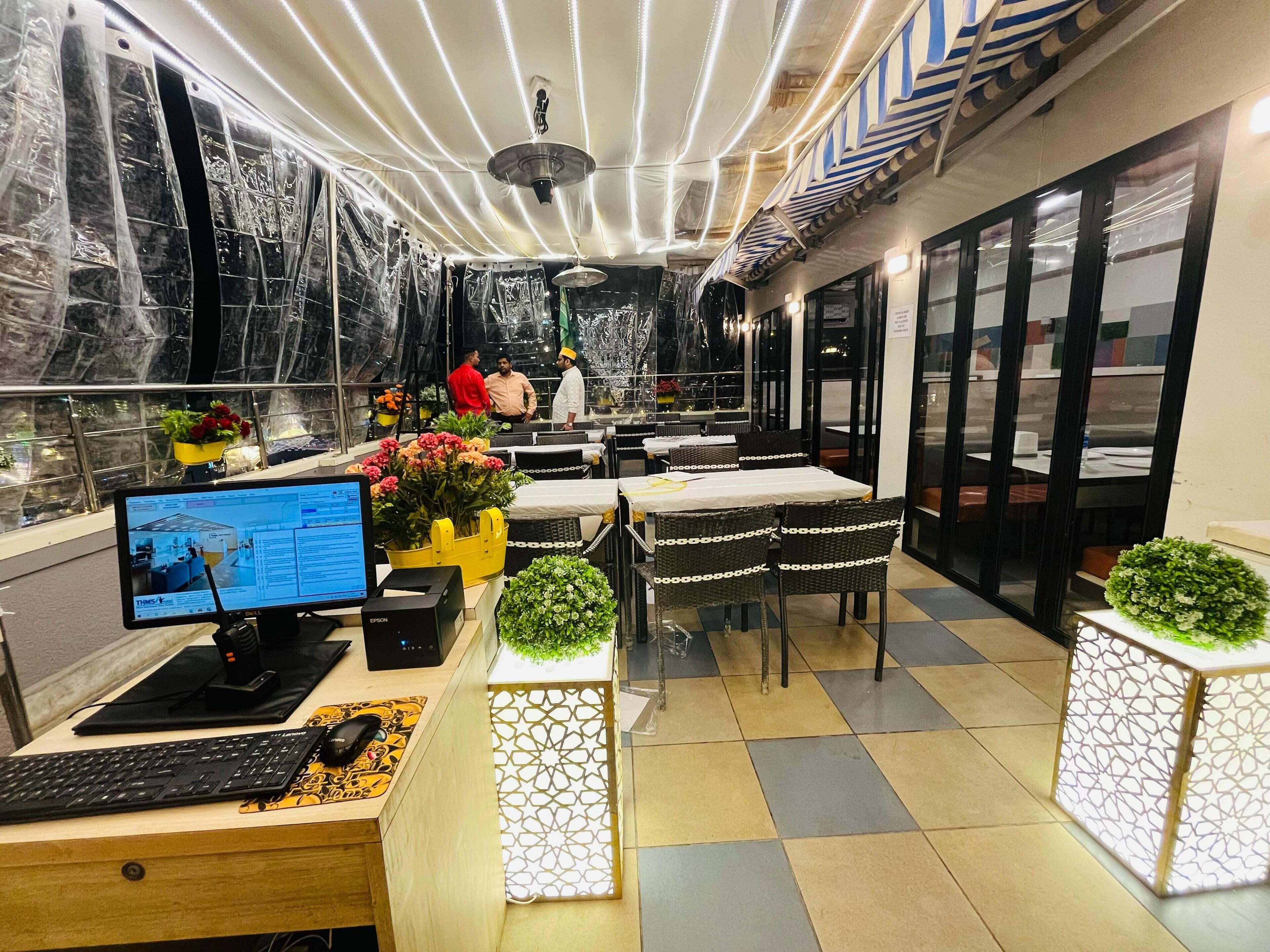 2 restaurants, Regional cuisine
