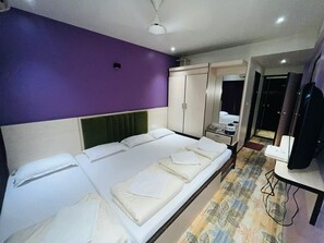 Superior Quadruple Room, 1 Bedroom | Free WiFi, bed sheets - Hotel Madni Royale (Ajmer)