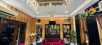 Hotel Madni Royale