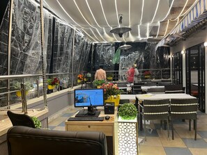 2 restaurants, spécialités Cuisine régionale