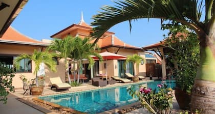Malee Garden