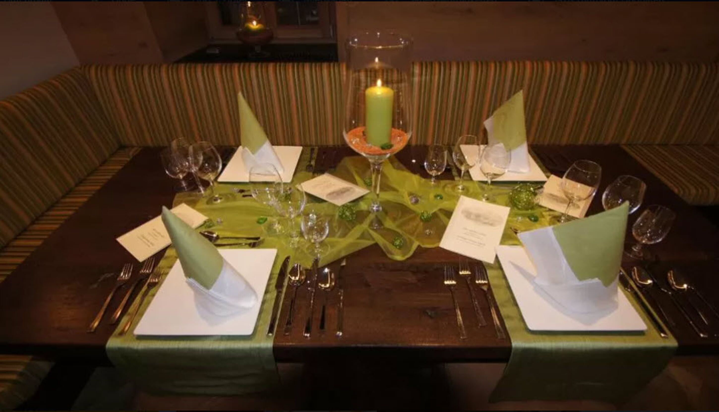 breakfast, lunch, dinner served; local and international cuisine