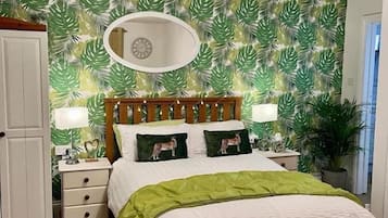 Kamar Double atau Twin | Setrika/meja setrika, Wi-Fi gratis, dan seprai linen