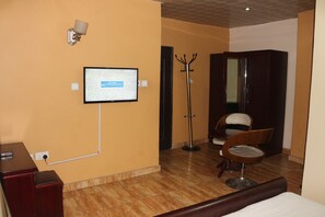 Suíte empresarial | Escrivaninha, cortinas blackout, berços (sobretaxa), Wi-Fi de cortesia