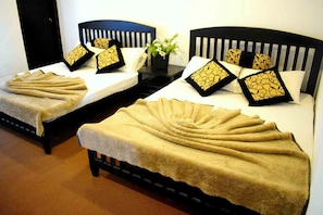 Desk, iron/ironing board, free WiFi, bed sheets