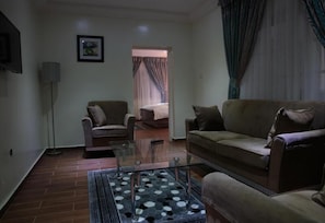 Télévision à écran plat