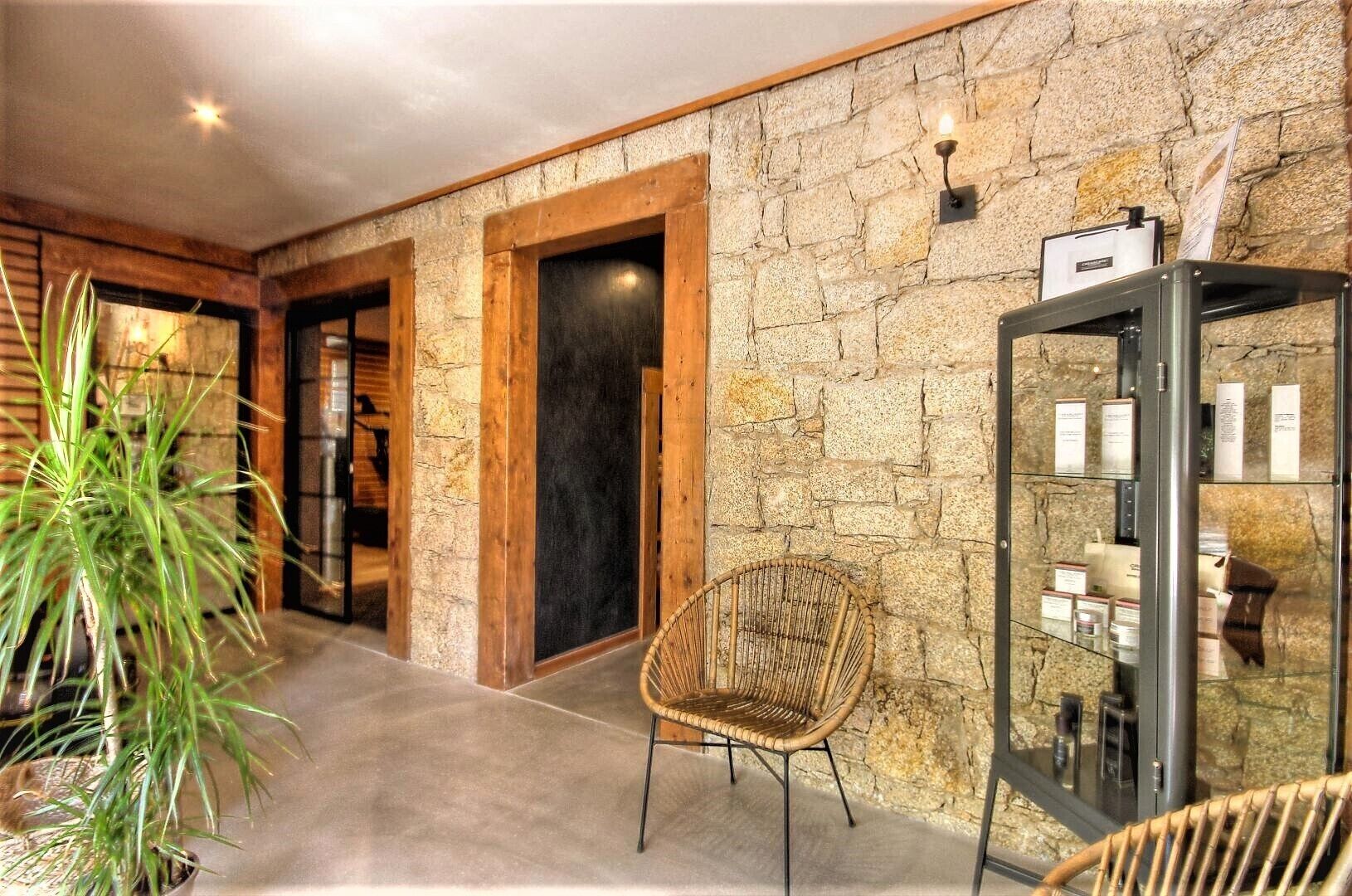 Hammam, soins corporels, soins d'aromathérapie, enveloppements corporels