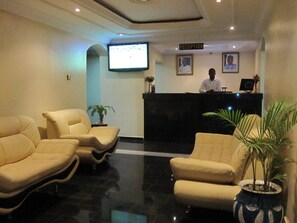 ロビー応接スペース