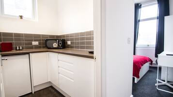 Desk, free WiFi, bed sheets