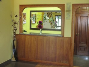 Reception - Hotel Chola (Cerdedo-Cotobade)