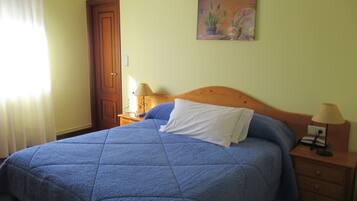 Literie de qualité supérieure, couette en duvet d'oie, bureau