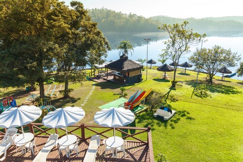 Marina e Pousada Porto do Sol