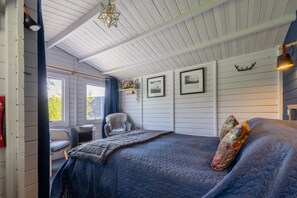 Cabin, Shared Bathroom | 1 bedroom - The Little Hide - Adult Only Camping Pods (York)