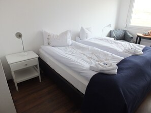 Double or Twin Room, Private Bathroom, Lake View | Free WiFi, bed sheets - Neðra-Vatnshorn (Hvammstangi)