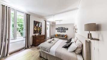 Quarto casal, suíte (Jeanne)