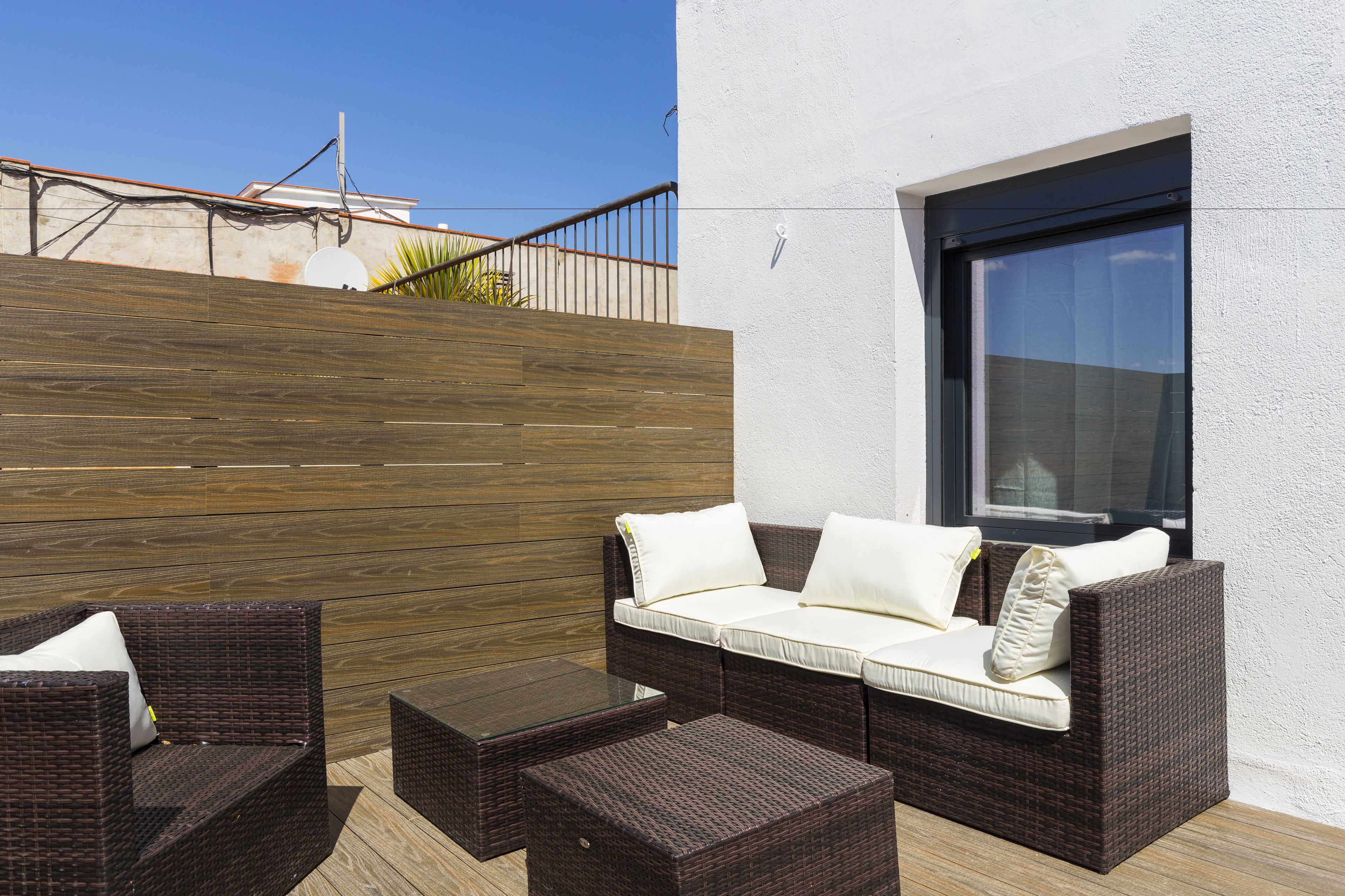 Ático, 2 habitaciones | Balcón