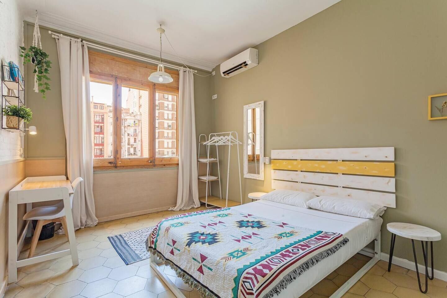 Couette en duvet, lit avec matelas en mousse à mémoire