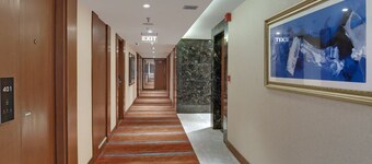 Beacon Hotel Nirman Vihar New Delhi