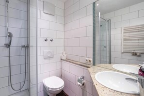 Shower - Jaeger's Munich - Hostel (Munich)
