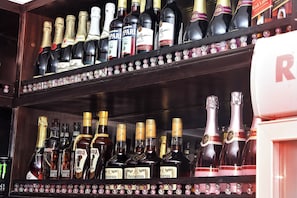 Bar (on property) - NEW POINT HOTEL AND SUITES (Uyo)