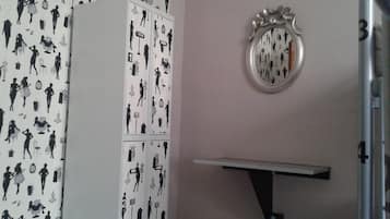 1 bed in Mixed Dorm for 4 people | Gratis wifi, beddengoed