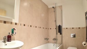 Apartment, 2 Bedrooms | Bathroom | Shower