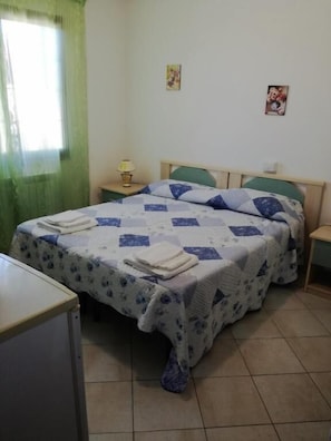 Minibar, desk, blackout curtains, soundproofing - La Collina (Posada)