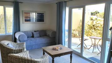 Family Double or Twin Room, 1 King Bed with Sofa bed, Bathtub, Ground Floor | Premium bedding, in-room safe, desk, soundproofing