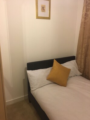 Room - VMG Living (Maidstone)