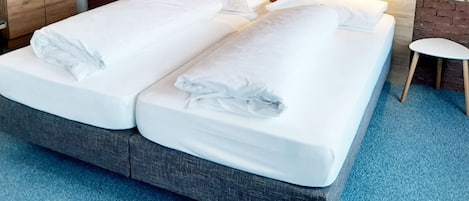 Basic Double or Twin Room | Free WiFi, bed sheets