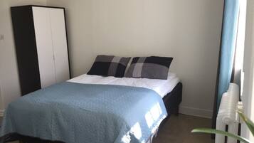 Double Room, Private Bathroom, Courtyard View | Desk, rollaway beds, free WiFi, bed sheets