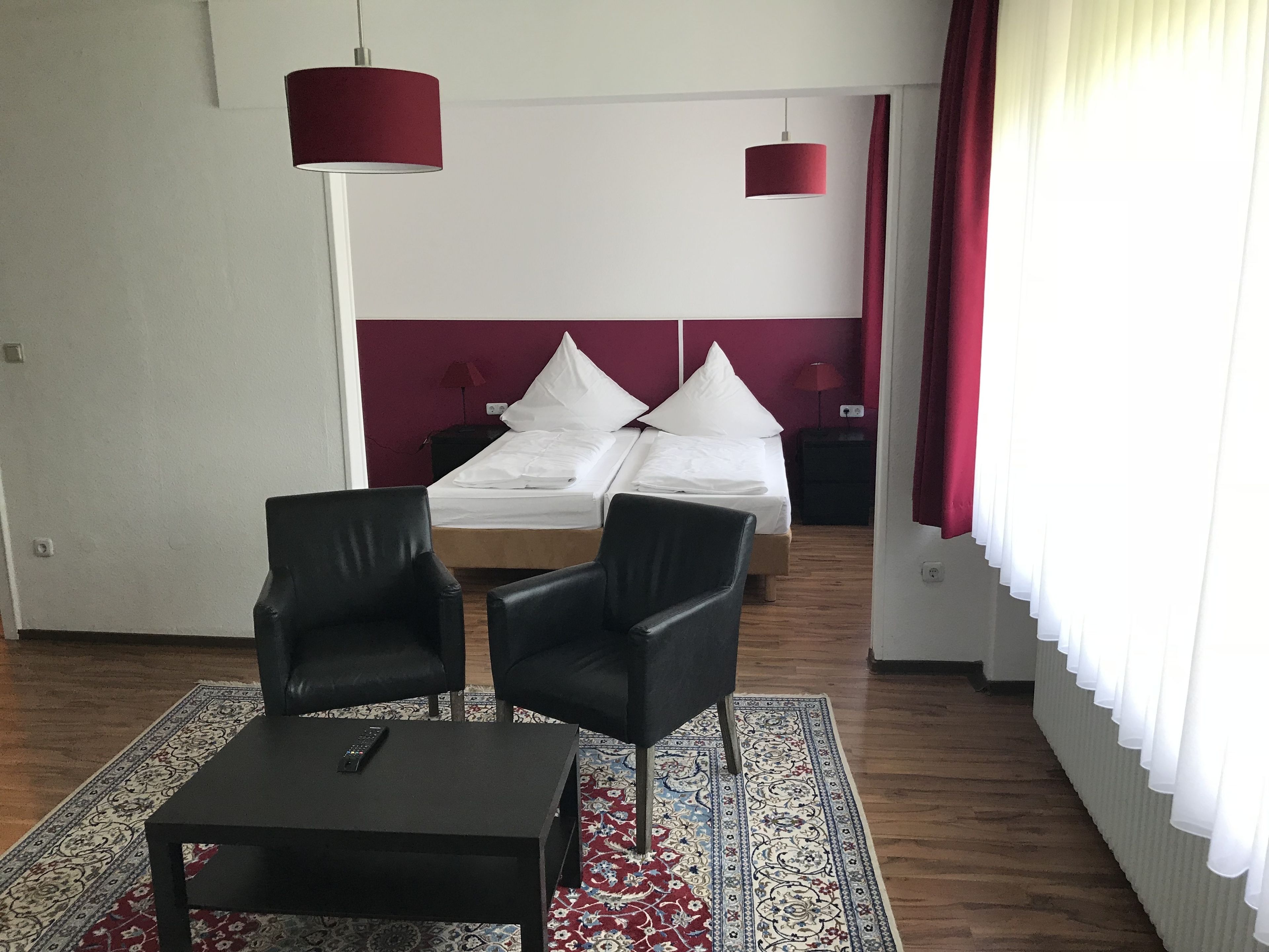 Dreibettzimmer | Schreibtisch, kostenloses WLAN, Bettwäsche