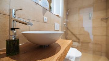 Business Single Room | Bathroom sink