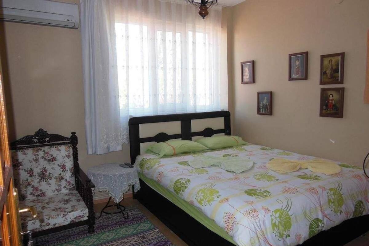 In-room safe, free cots/infant beds, free WiFi