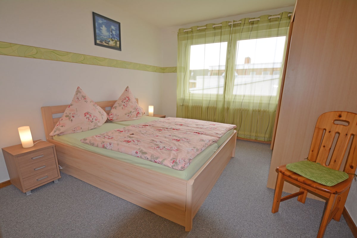 Apartamento, 2 quartos (Sabrina, 1.Etage) | Roupas de cama antialérgicas, ferros/tábuas de passar roupa