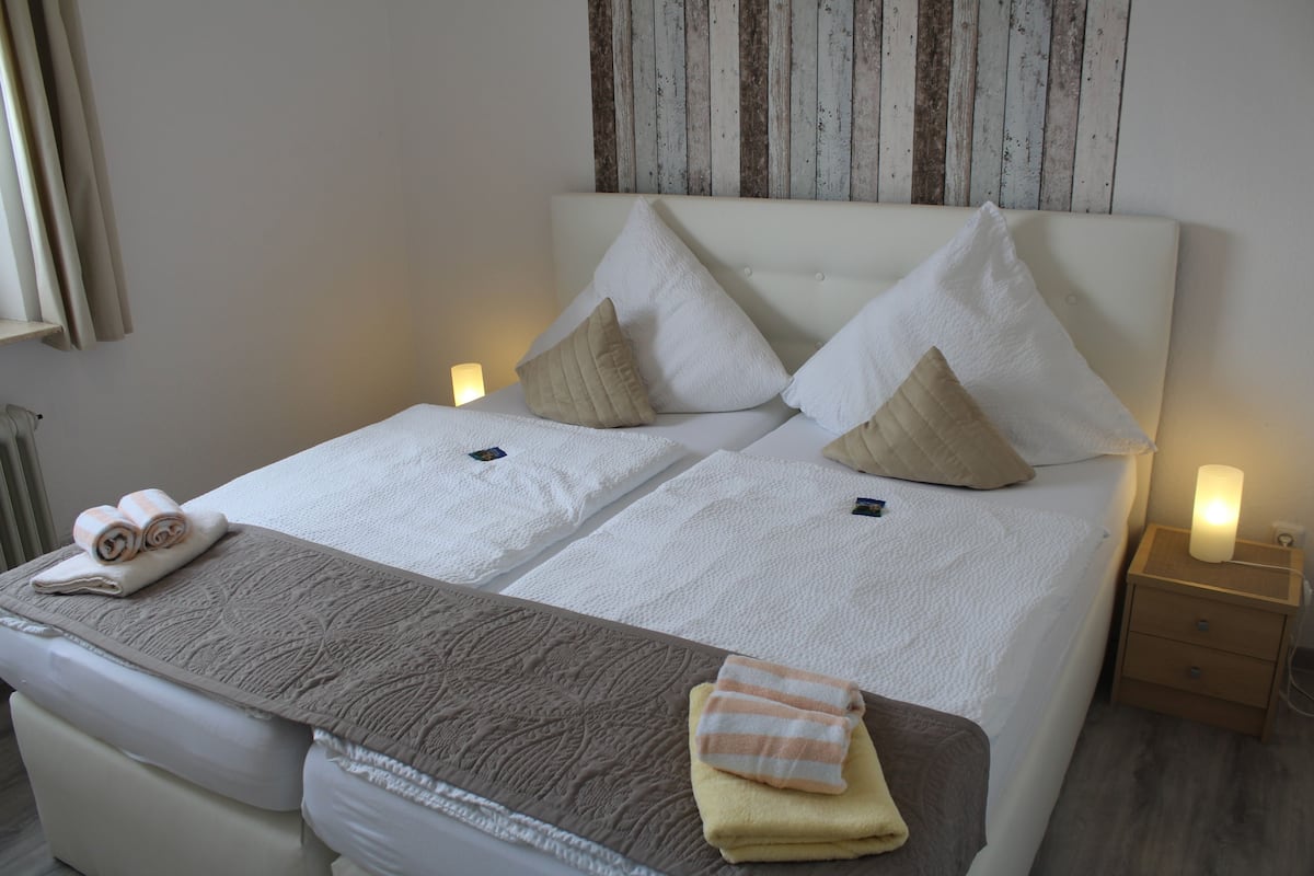 Apartamento (Pellworm, 1.Etage) | Roupas de cama antialérgicas, ferros/tábuas de passar roupa