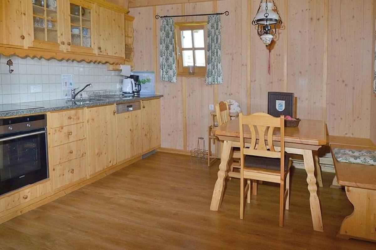 Apartment, Terrace (Maiglökchen) | In-room safe, cribs (free), rollaway beds (free), WiFi (free)