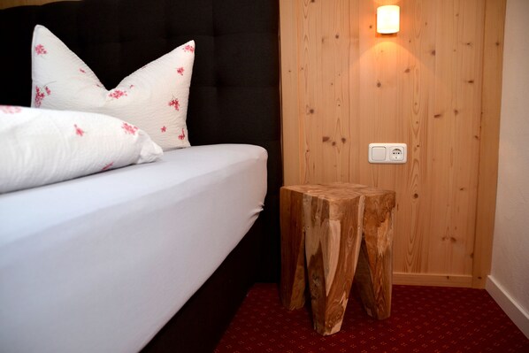 1 bedroom, in-room safe, desk, free WiFi - Gästehaus Gerold (Bad Kohlgrub)