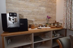 Coffee service - Gästehaus Gerold (Bad Kohlgrub)