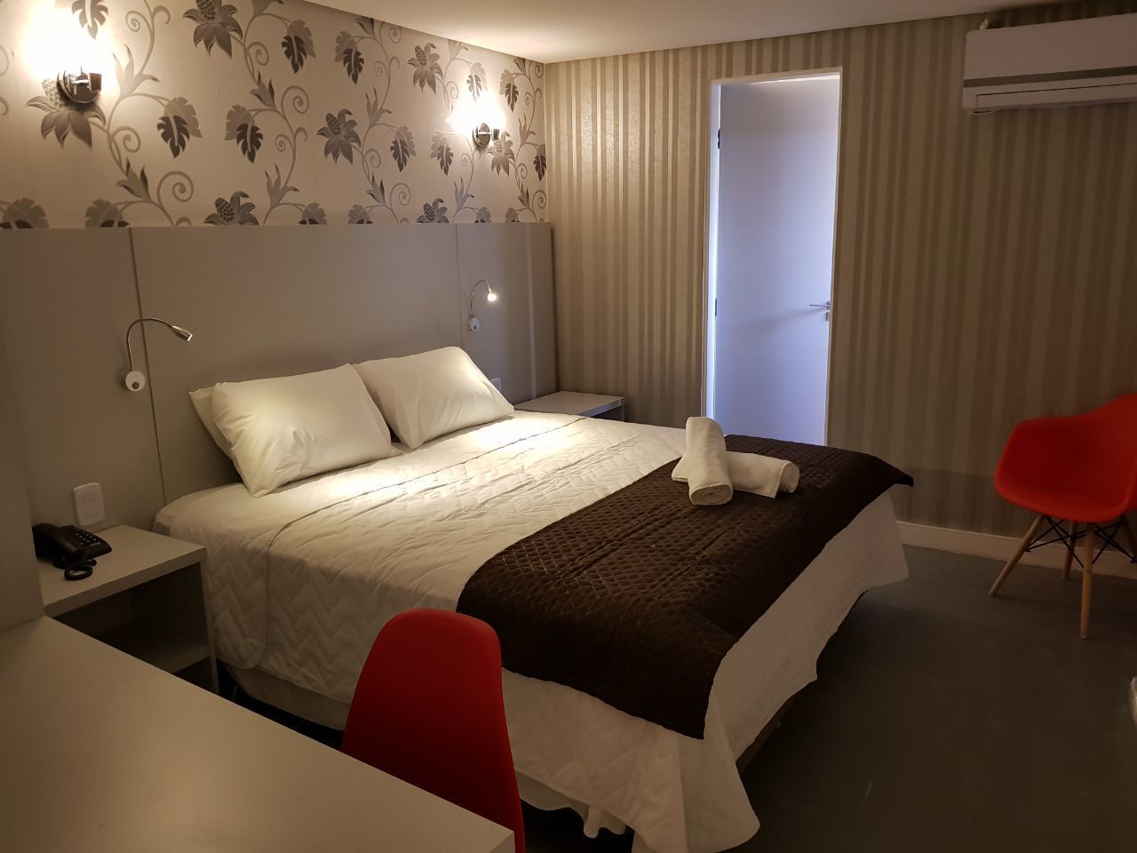 superior double room single use | 1 bedroom, minibar, desk, blackout curtains