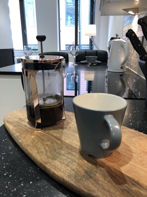 Coffee and/or coffee maker - Central Reading Apartment (Reading)