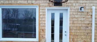 Striper Fishing & Hunting Lodge